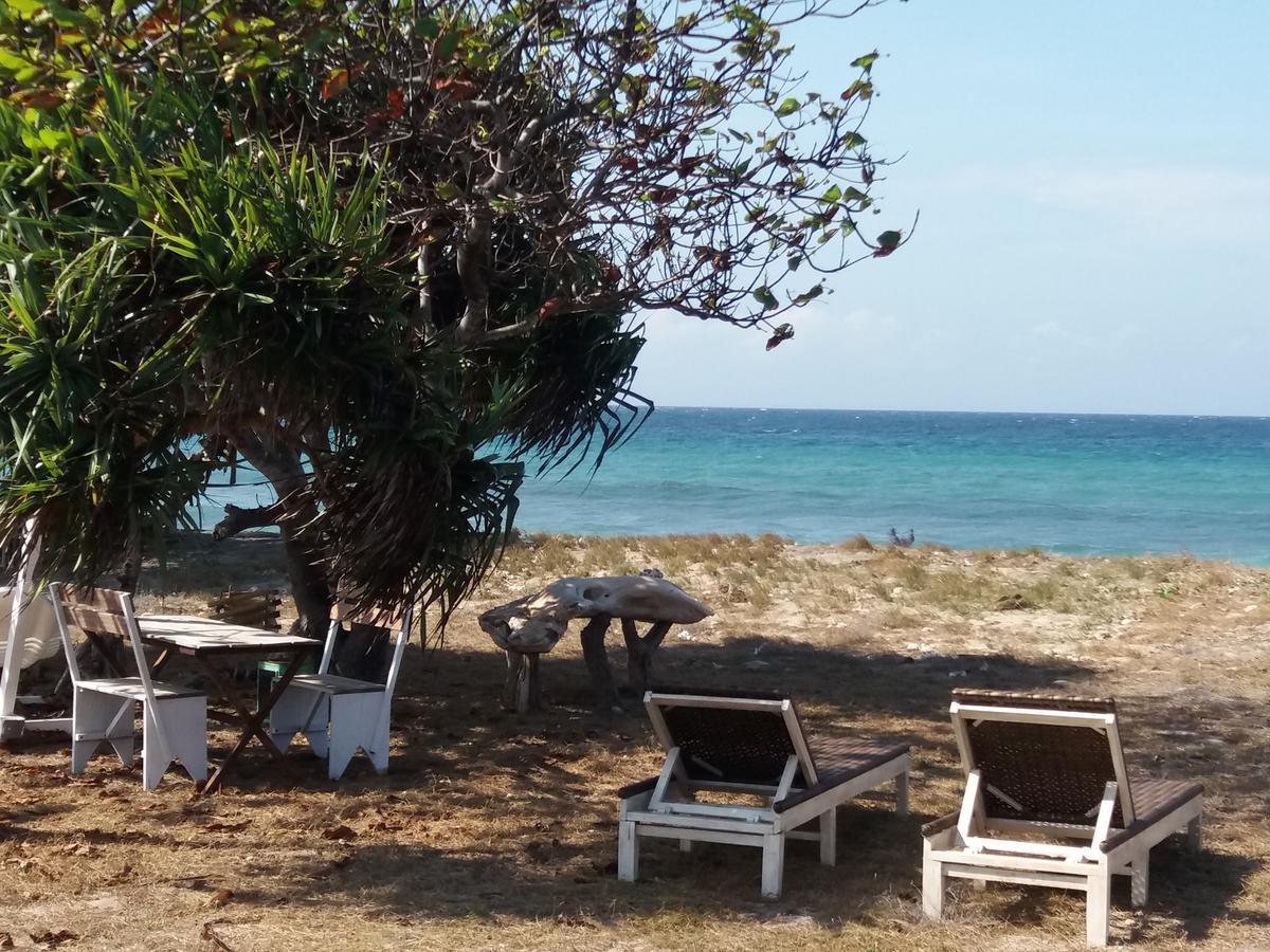 Wera Beach Kadumbul Ngoại thất bức ảnh
