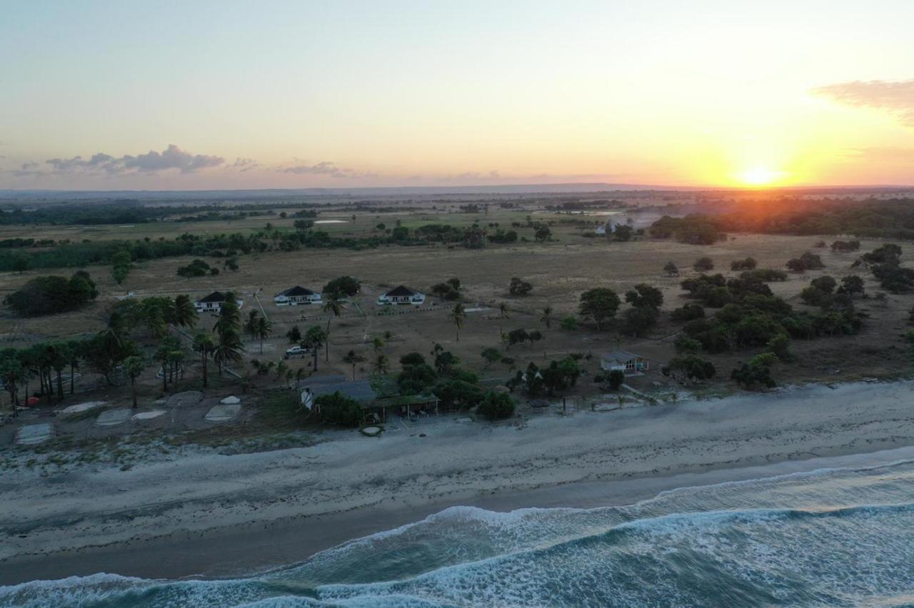 Wera Beach Kadumbul Ngoại thất bức ảnh